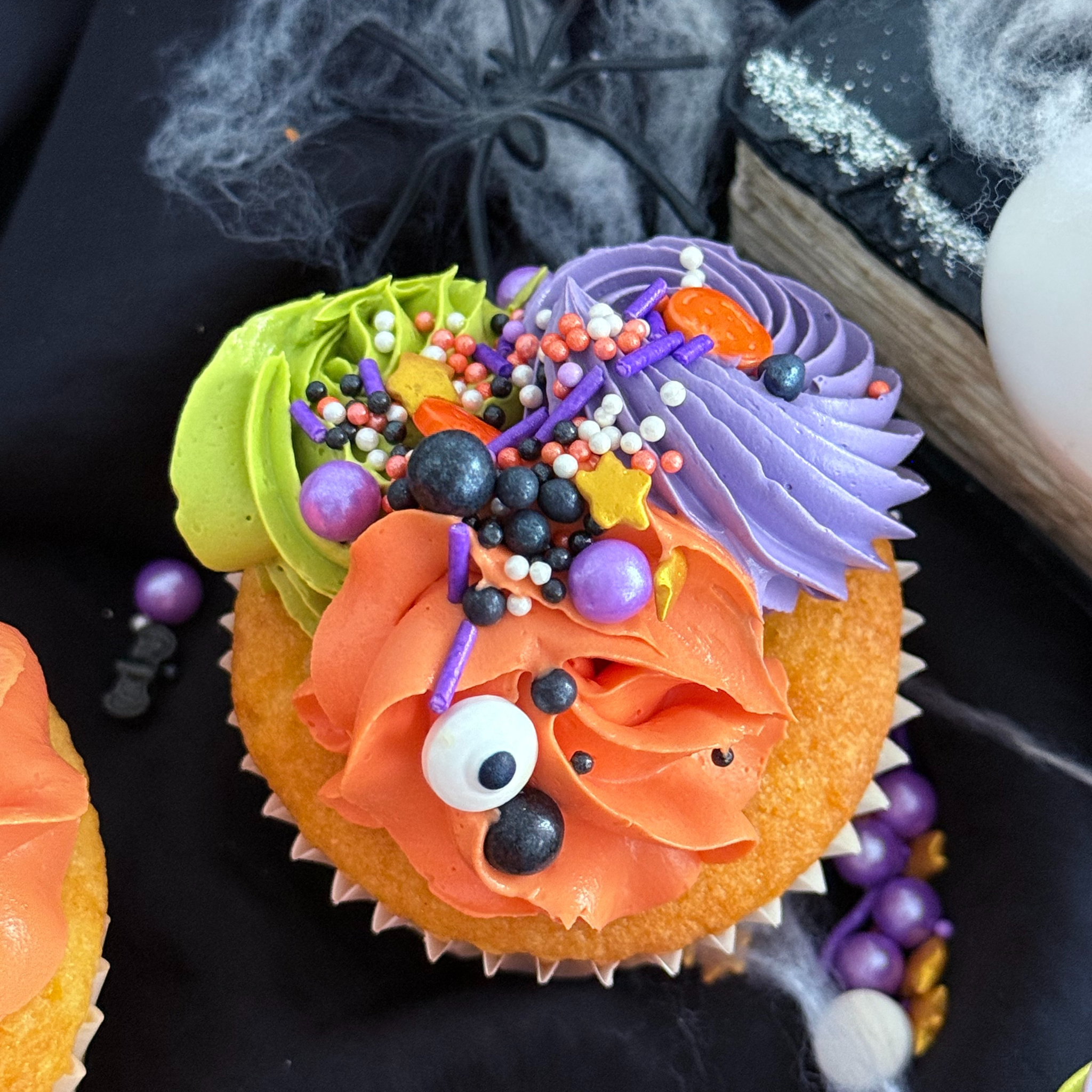 Creepy Cute Cupcakes