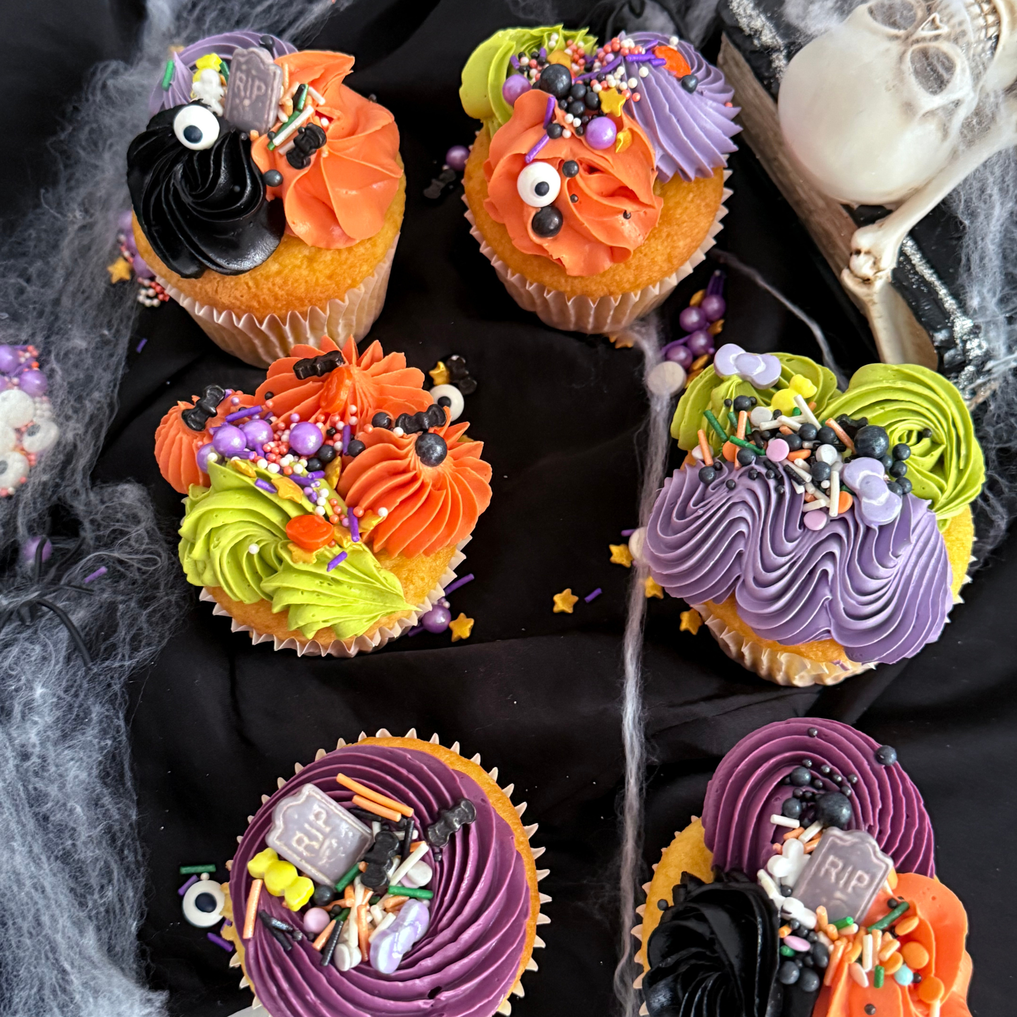 Creepy Cute Cupcakes