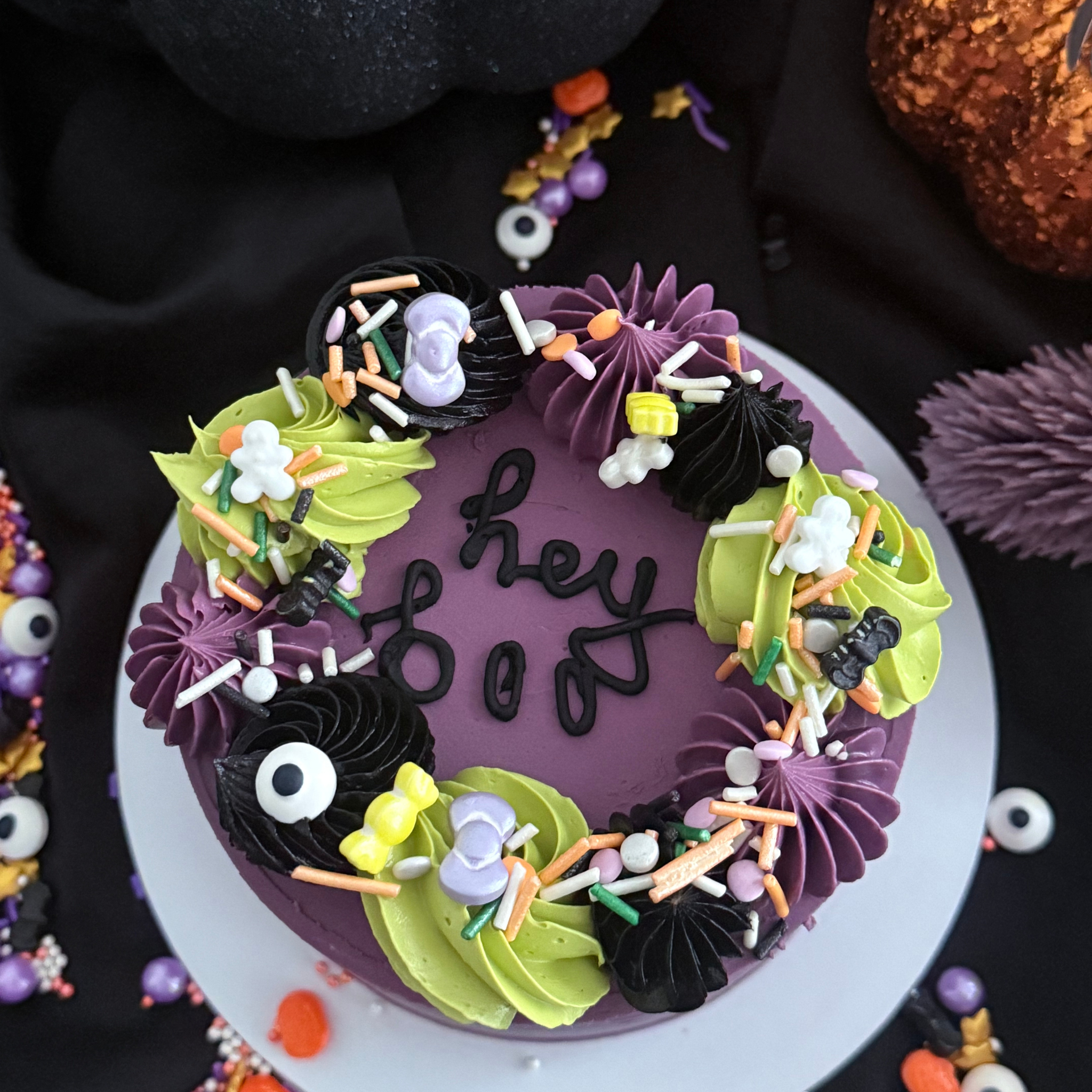 Boo-tiful Halloween Cake