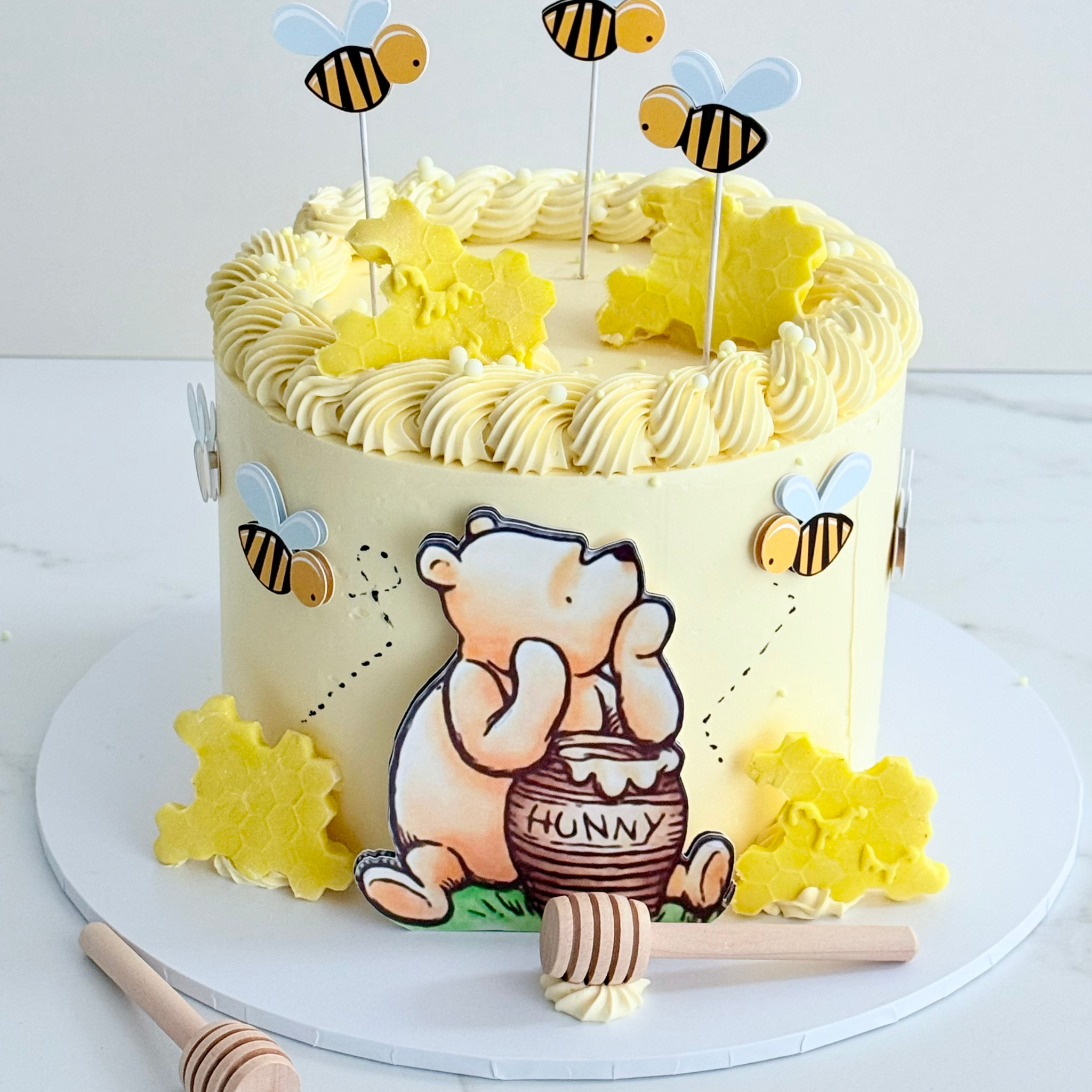 Winnie The Pooh Cake