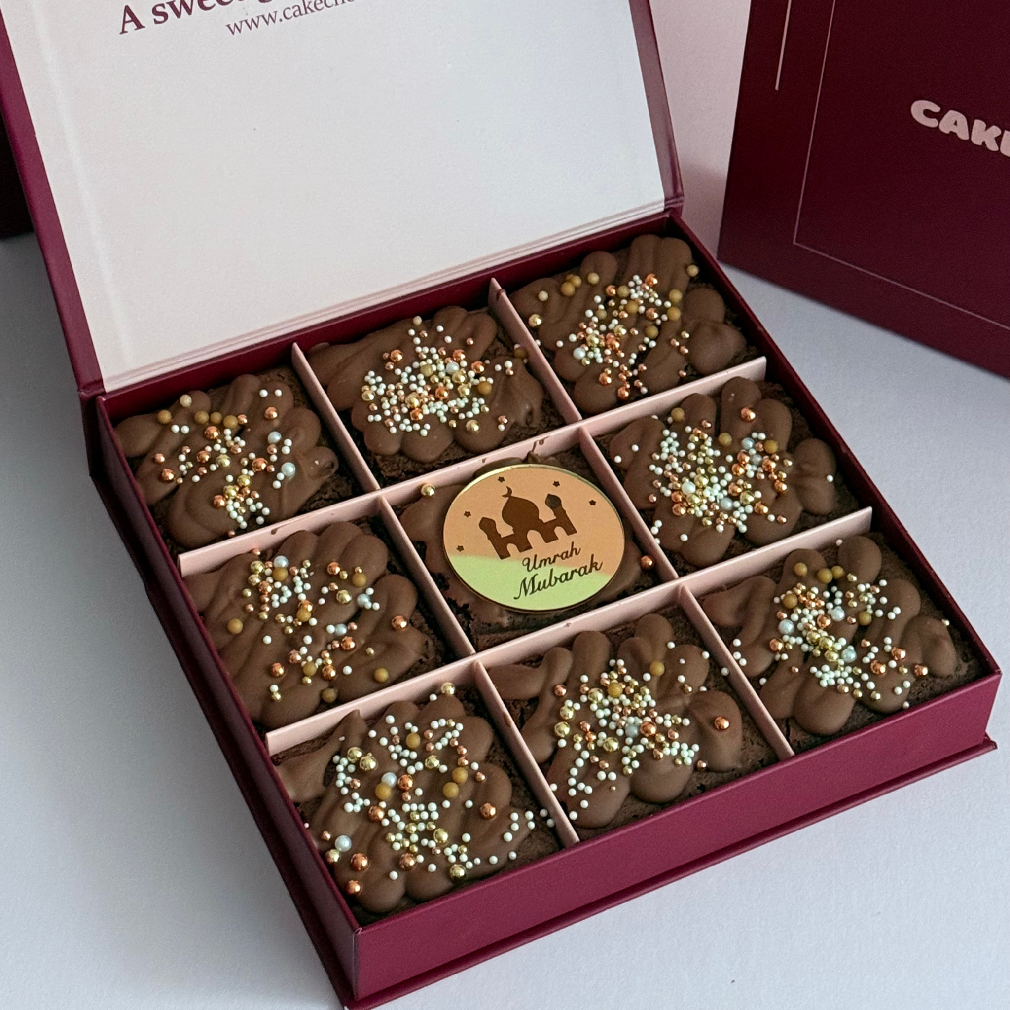 Luxury Umrah Mubarak Brownie Gift Box
