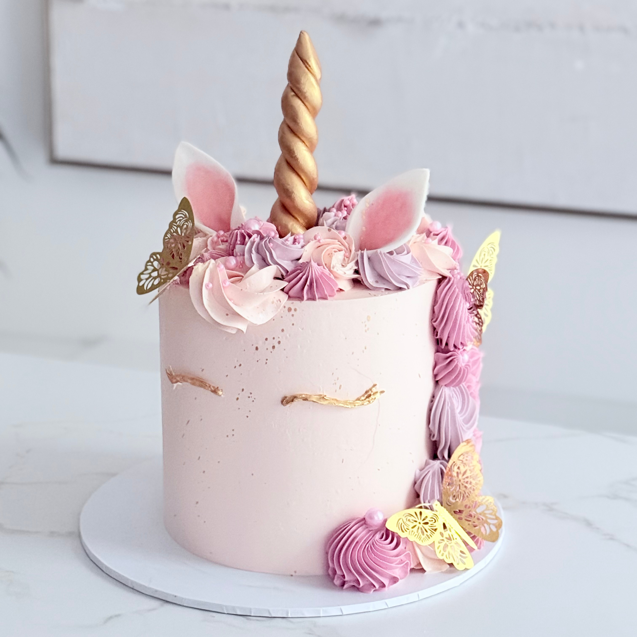 Unicorn Tall Cake - Cake Choice