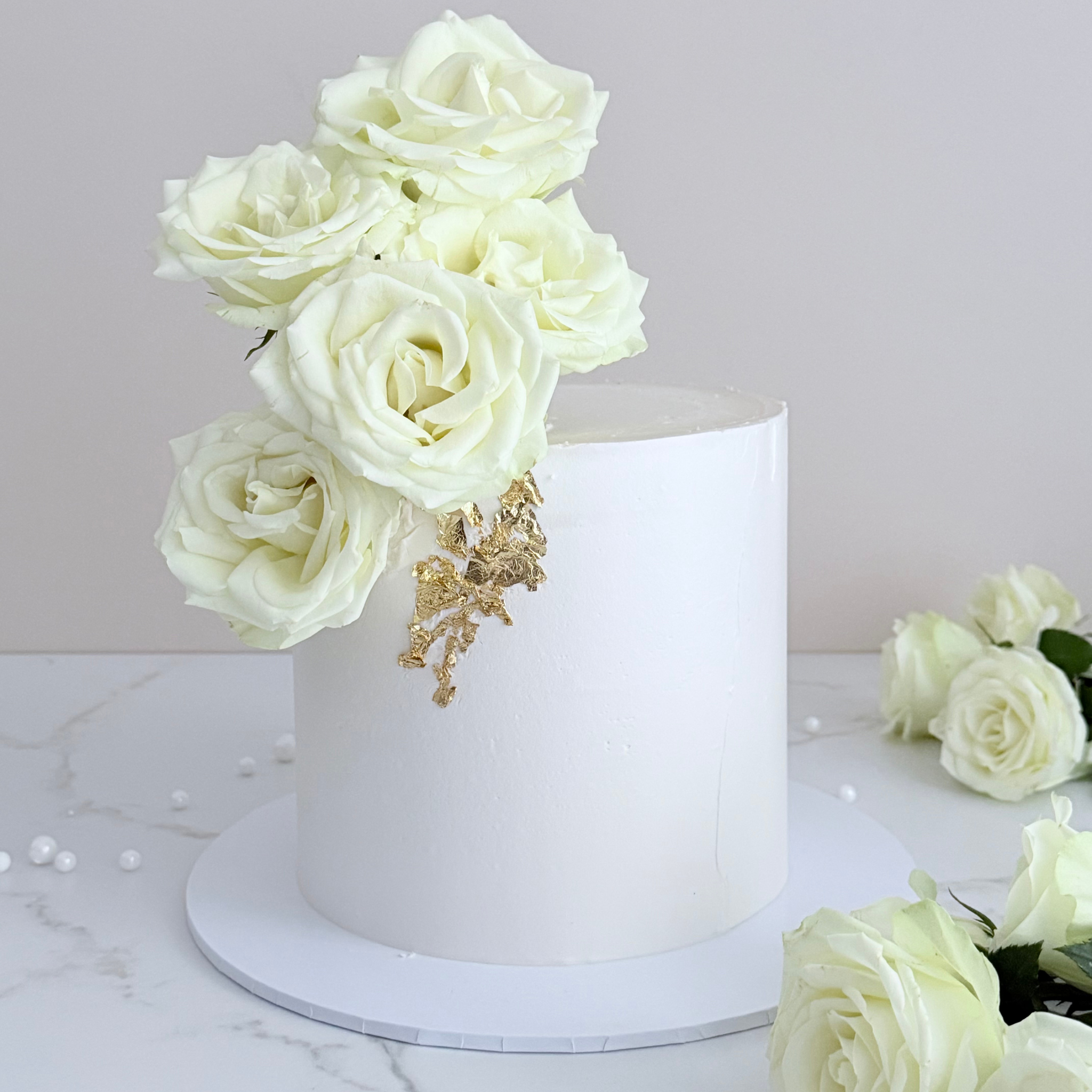 White Rose Cake - Cake Choice