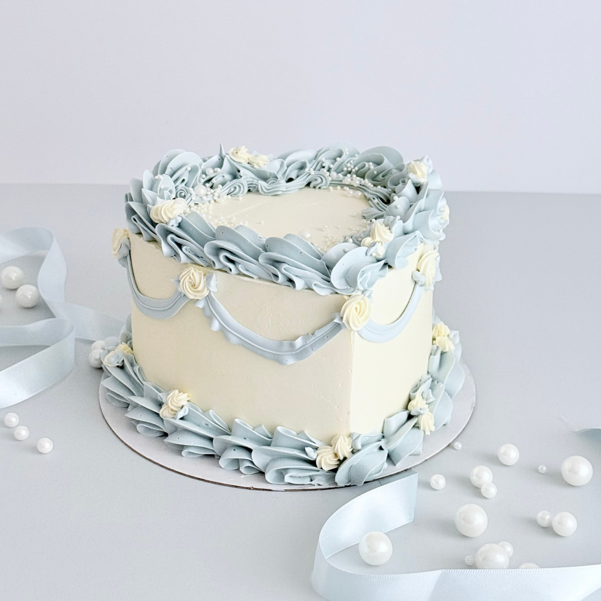 Blue Rose Heart Cake - Cake Choice