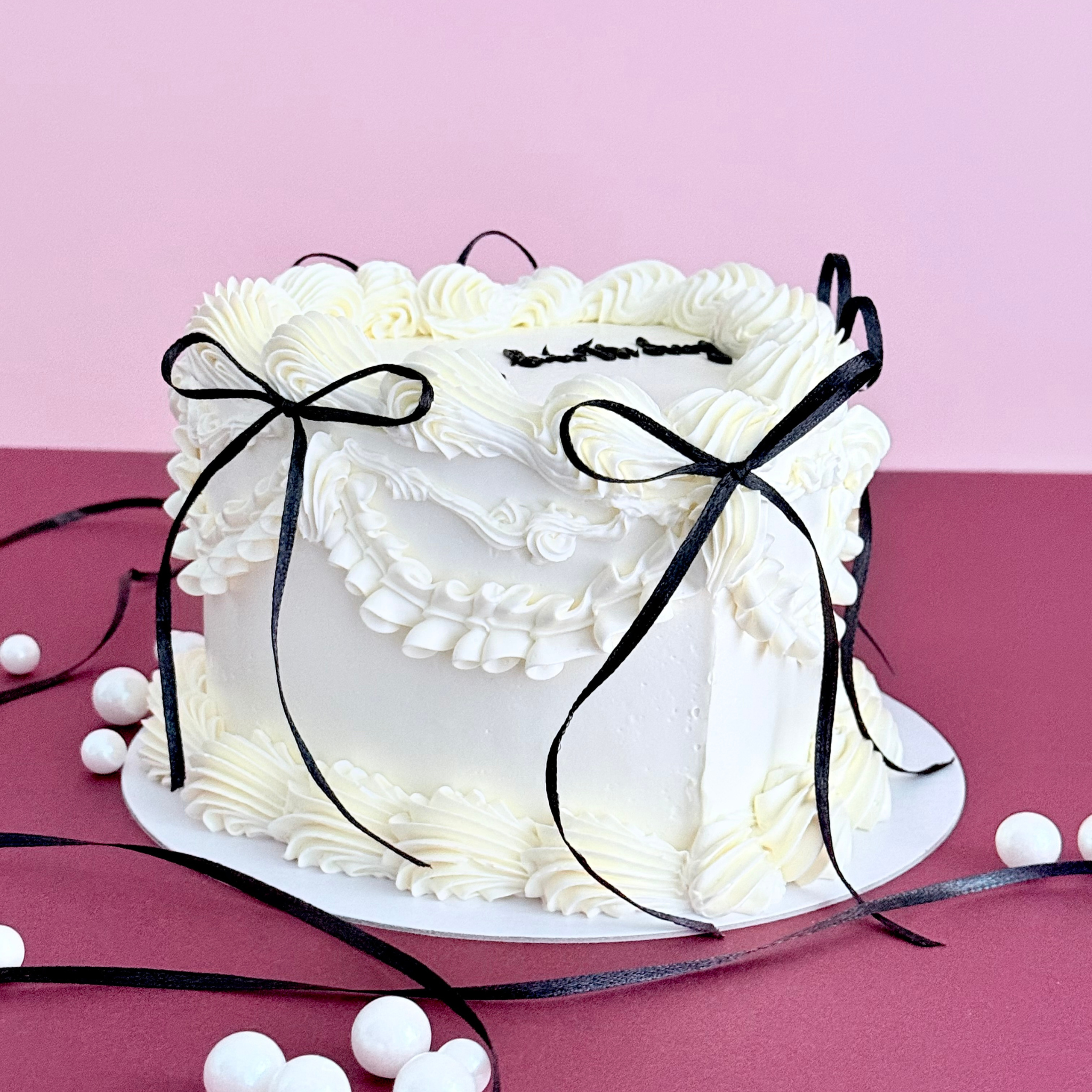 White Vintage Heart Cake - Cake Choice