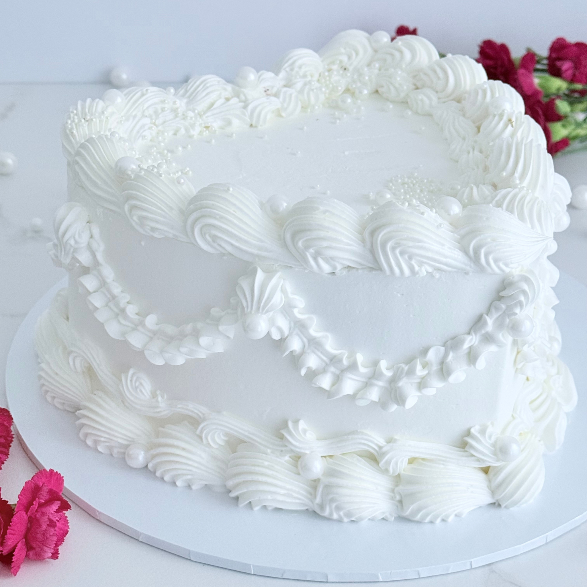 White Lambeth Wedding Cake - Cake Choice