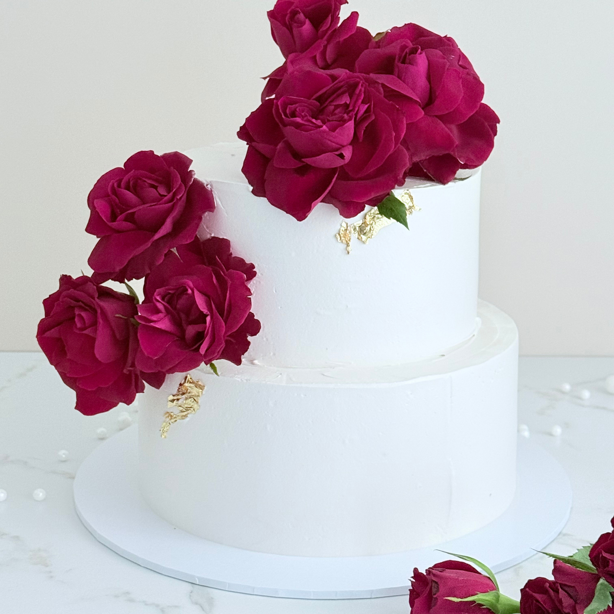 Red Rose Two Tier Cake - Cake Choice