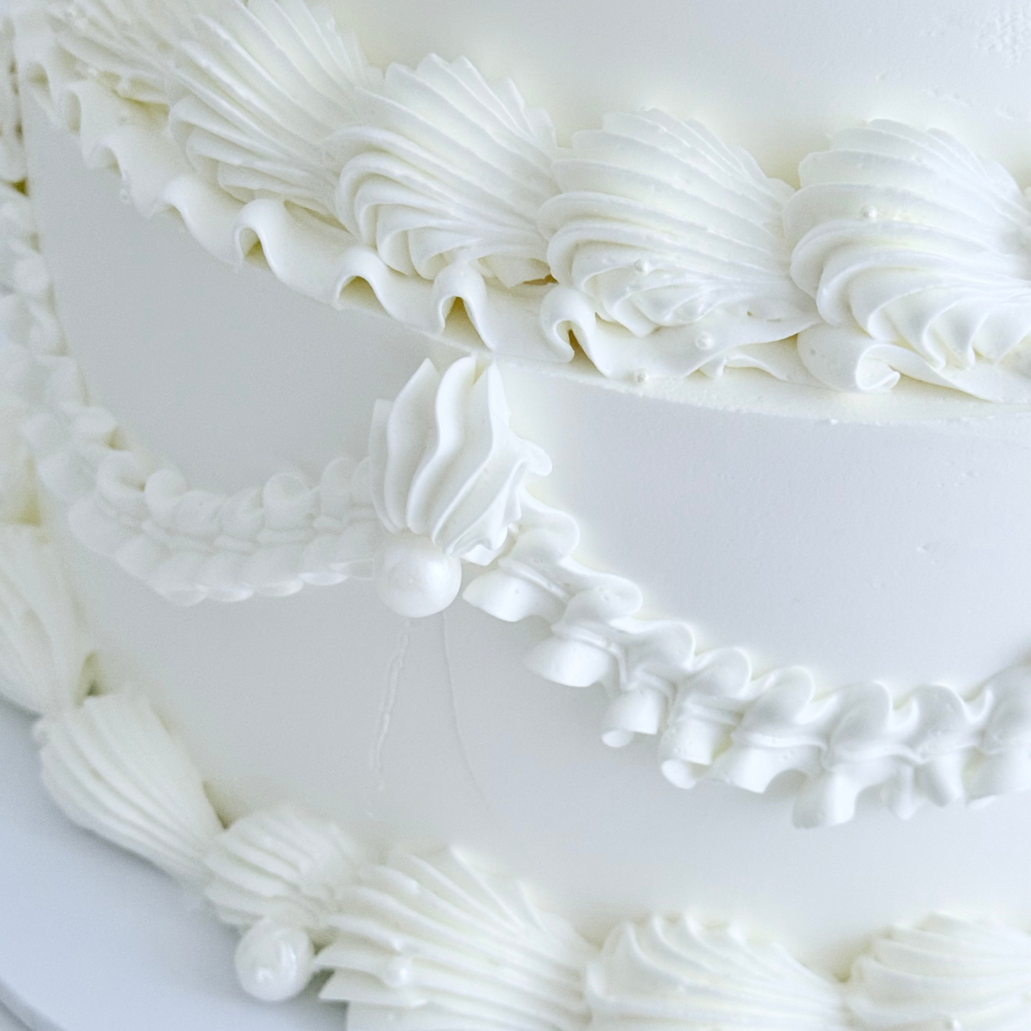 White Lambeth Two Tier Cake - Cake Choice