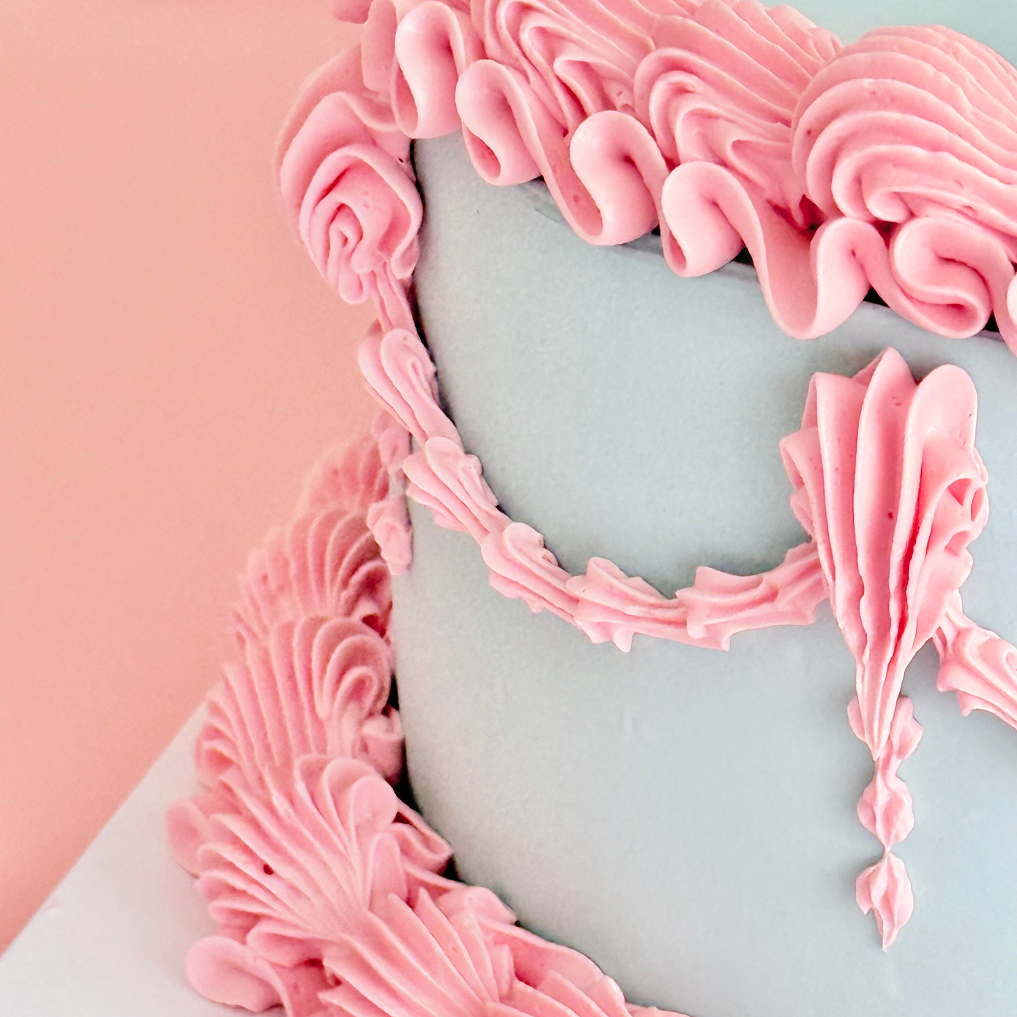 Blue & Pink Lambeth Cake - Cake Choice