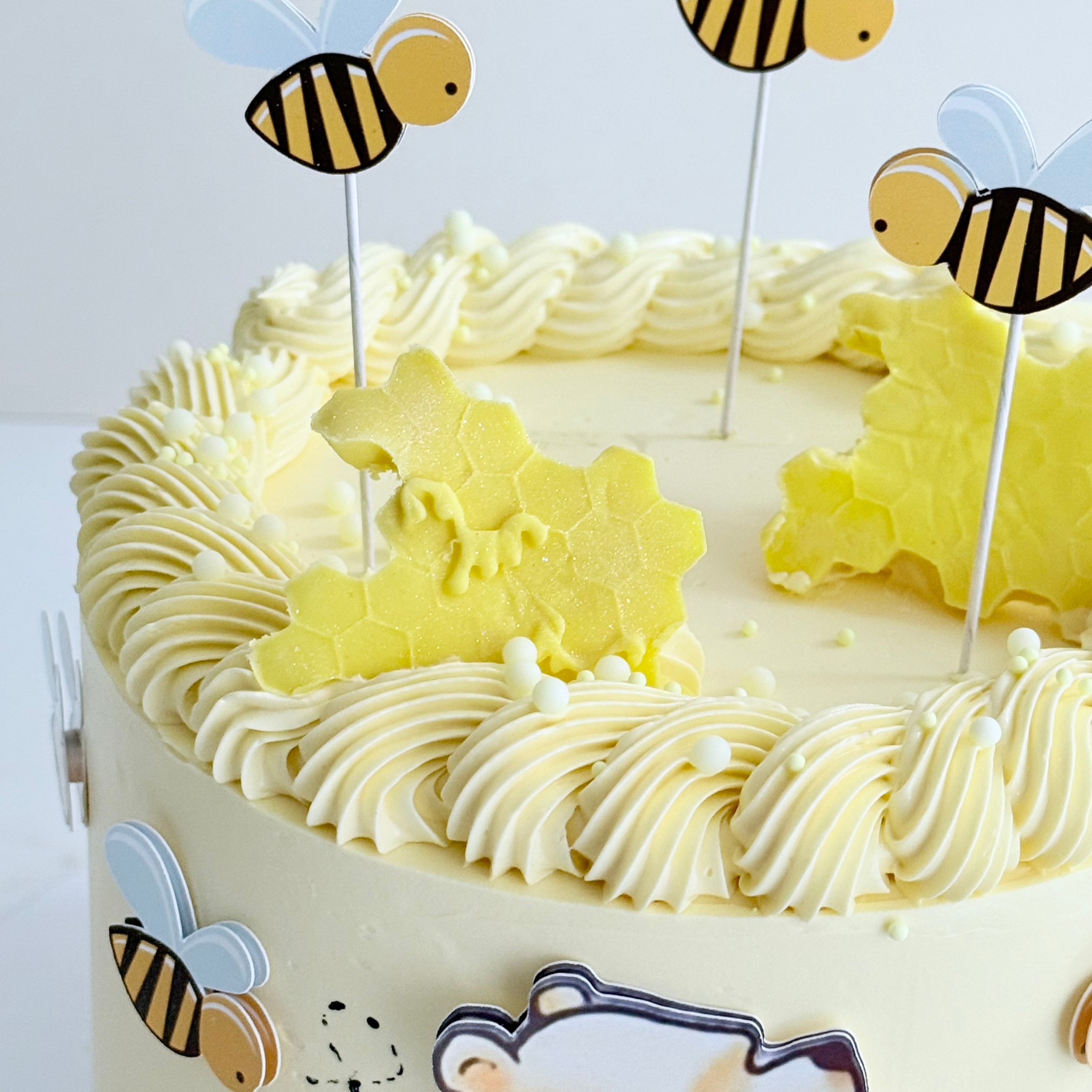 Winnie The Pooh Cake