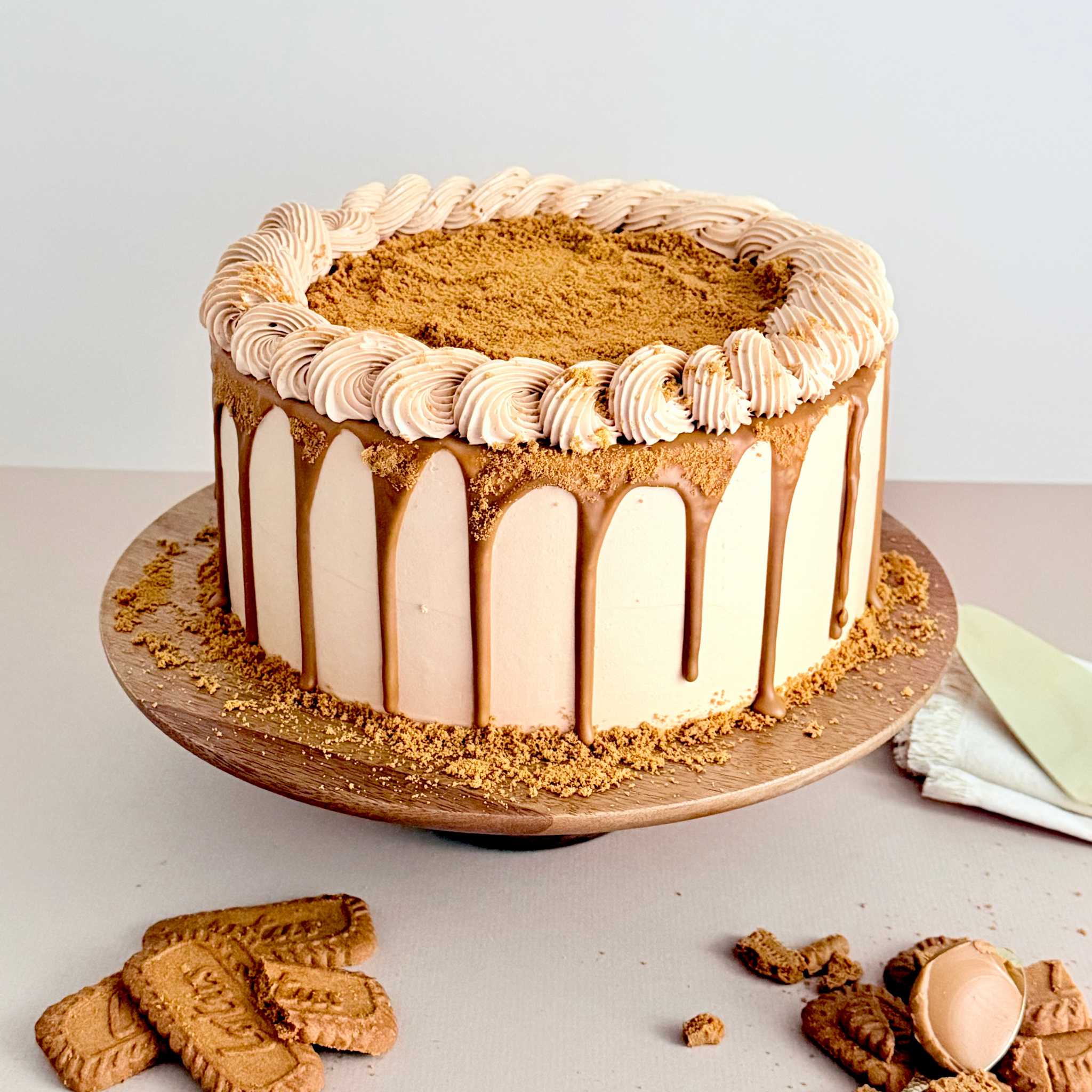 Biscoff Drip Cake - Cake Choice