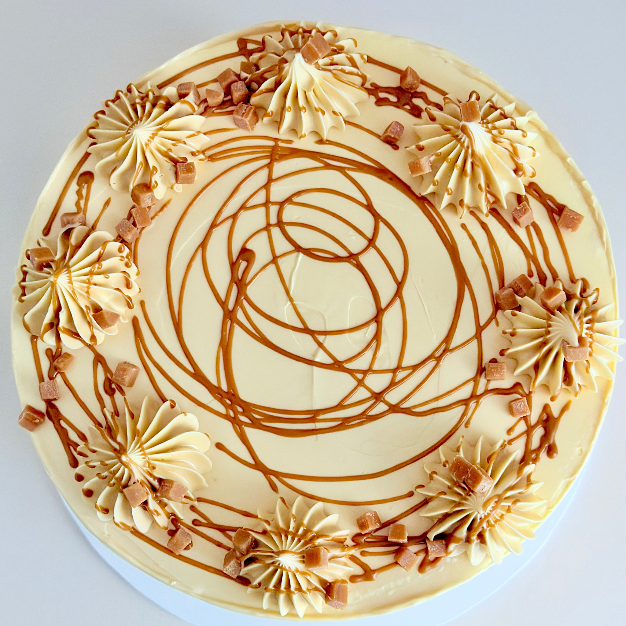 Salted Caramel Cake - Cake Choice
