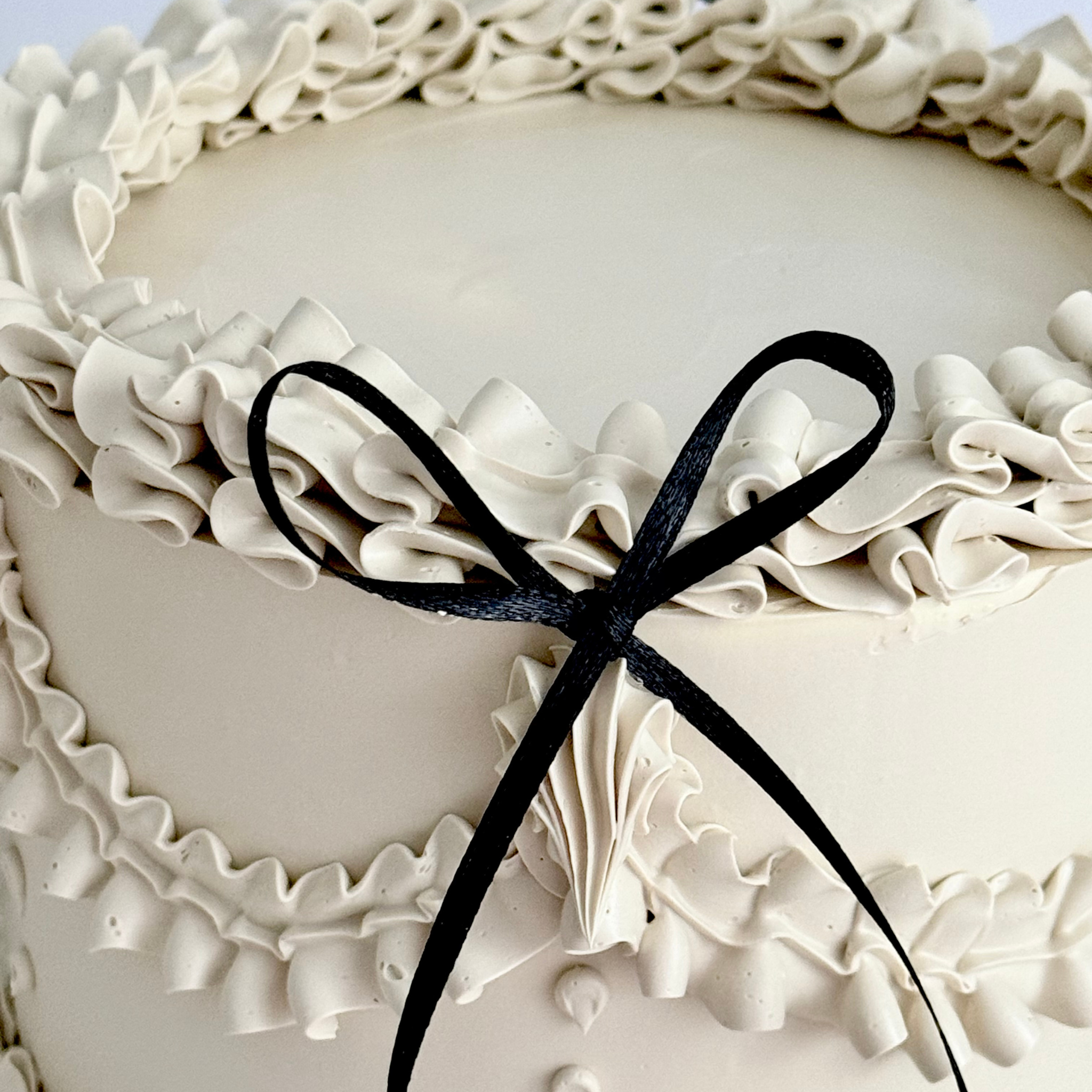 Latte Bow Vintage Cake - Cake Choice