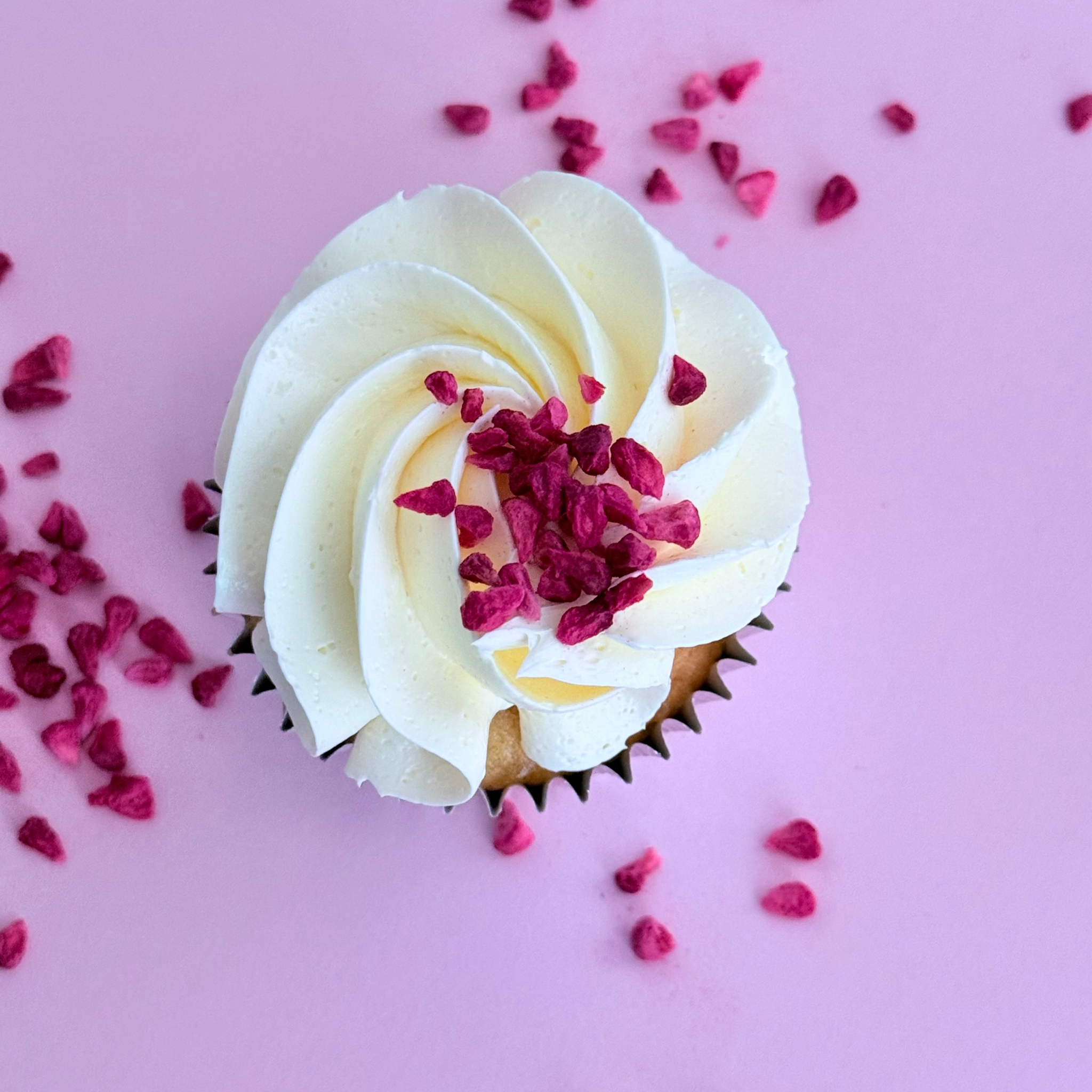 Vanilla & Raspberry Cupcakes - Cake Choice