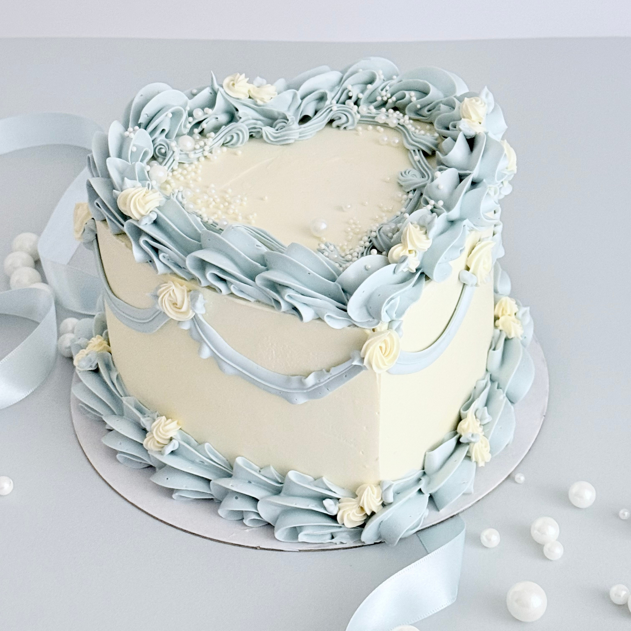Blue Rose Heart Cake - Cake Choice