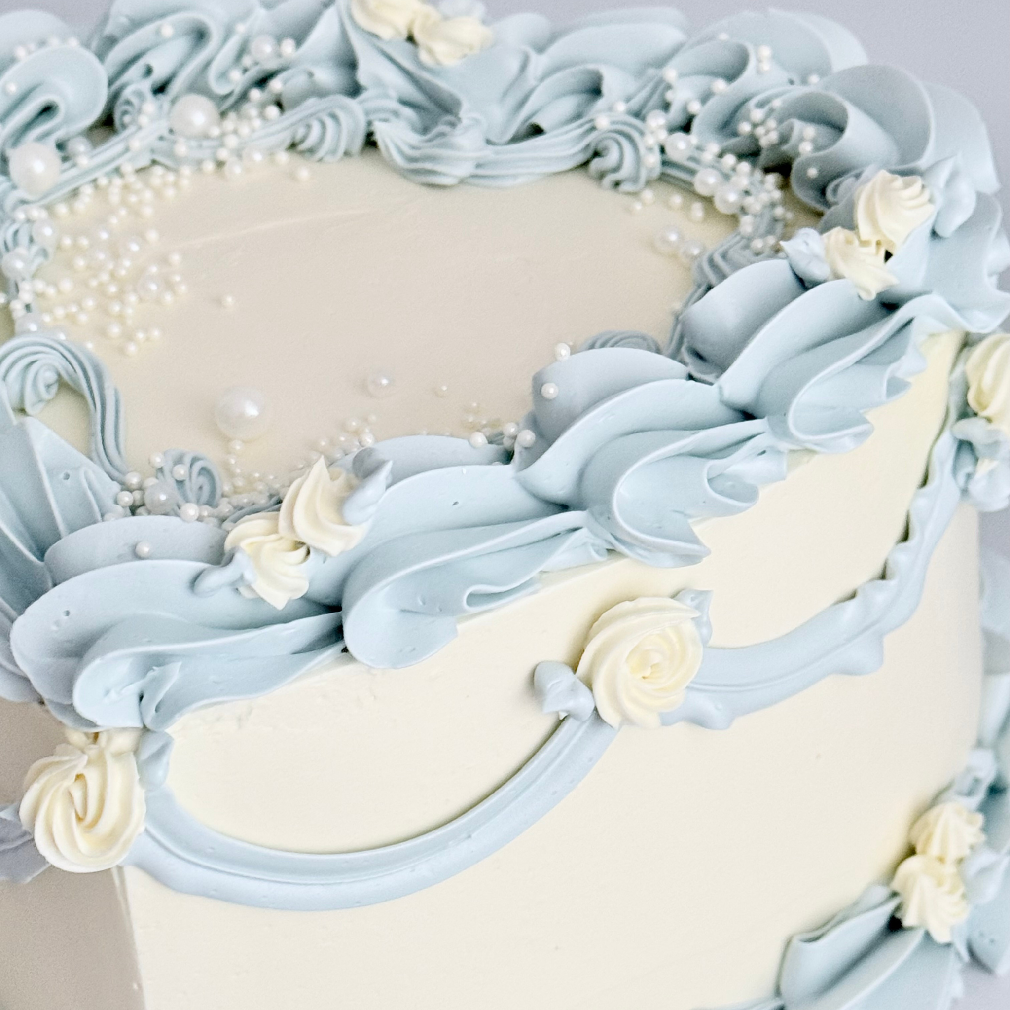 Blue Rose Heart Cake - Cake Choice