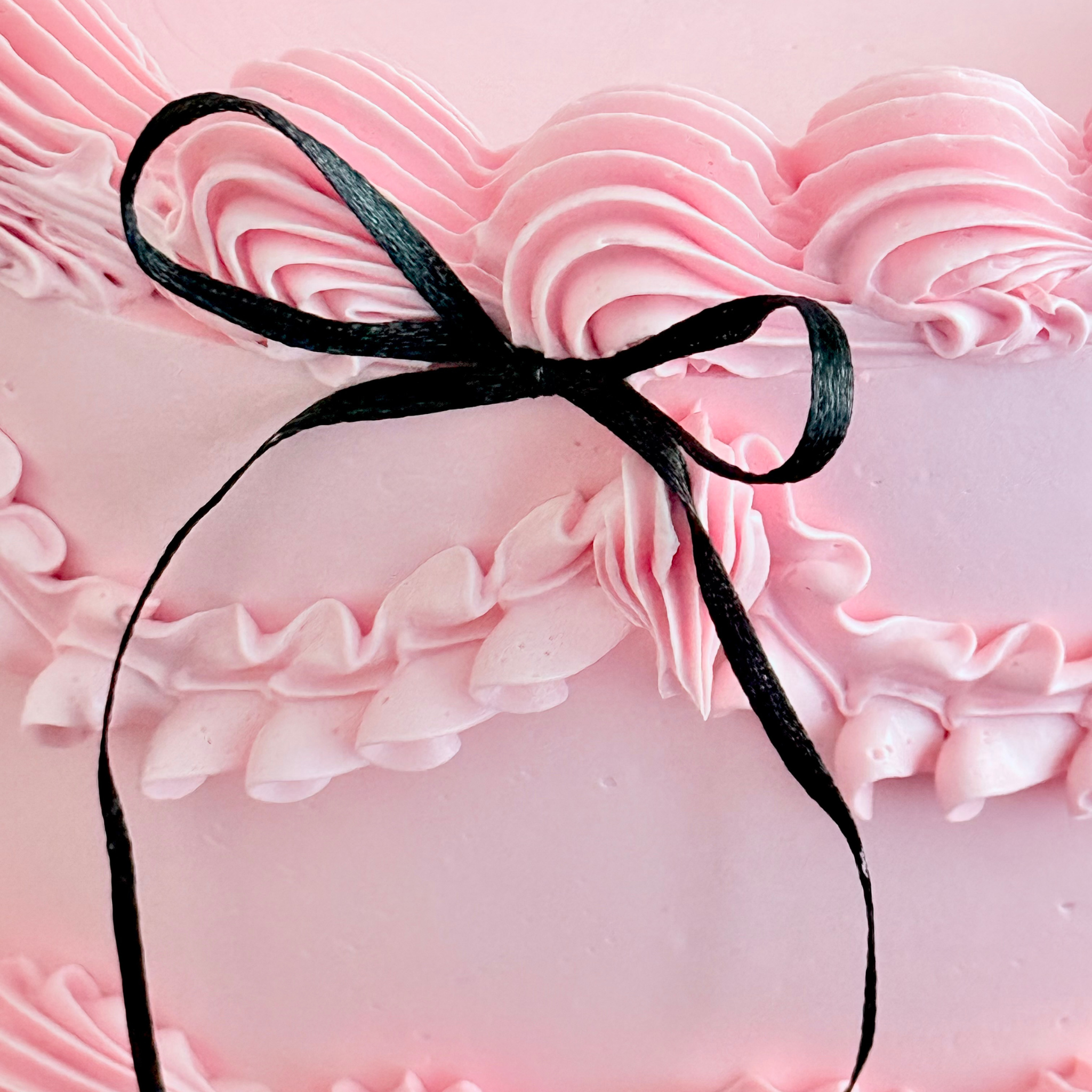 Pink Vintage Heart Cake - Cake Choice