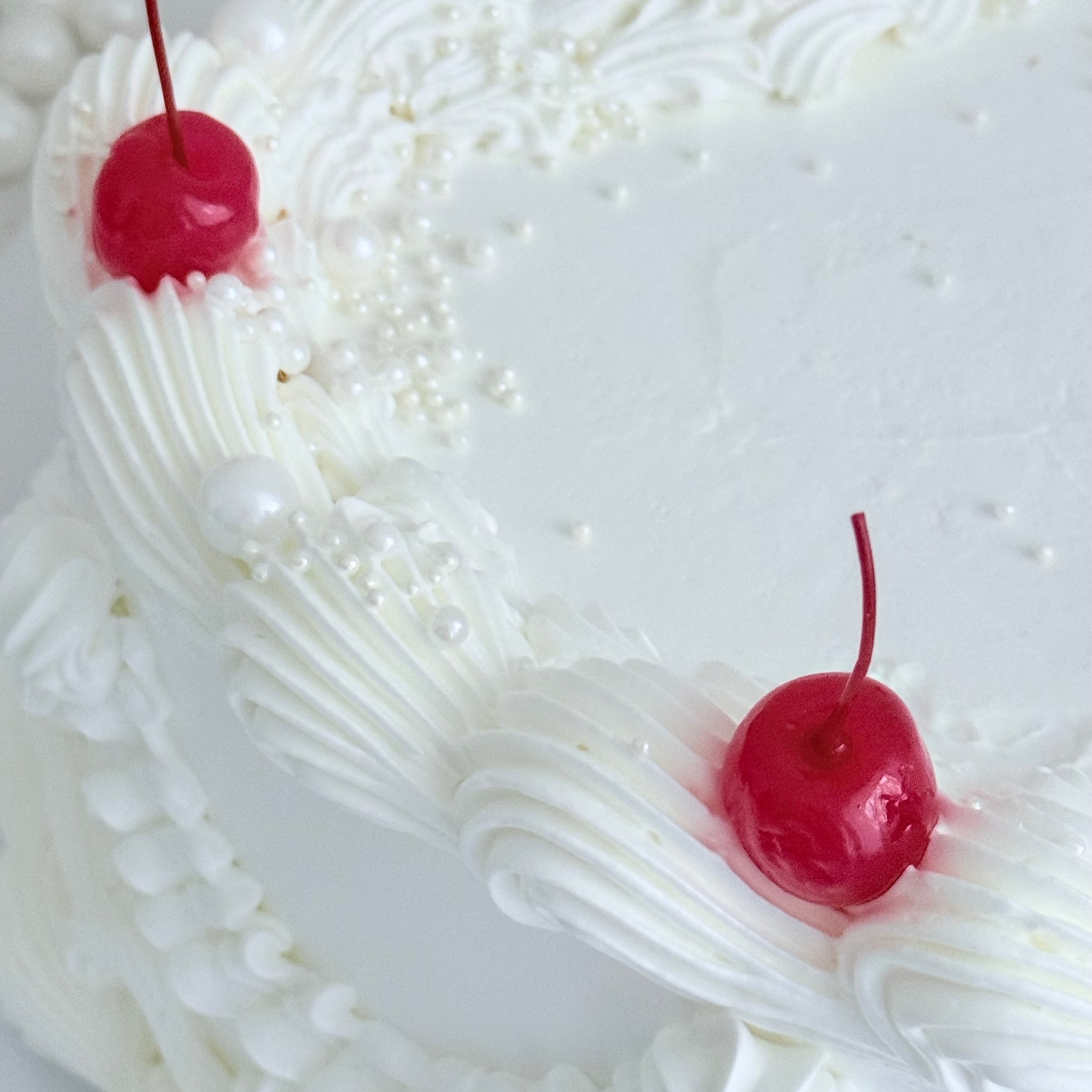 Vintage Heart Wedding Cake - Cake Choice